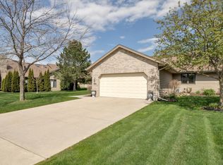 403 Green Valley Dr, Mount Pleasant, WI 53406