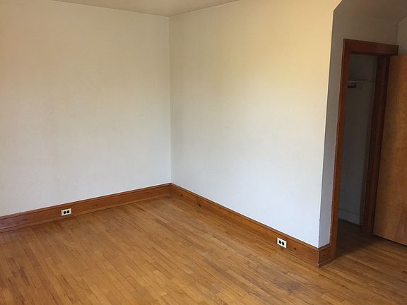 4th image of 310 Kane St #1