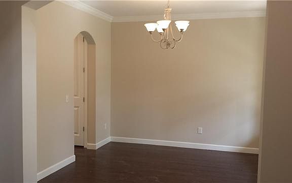 3rd image of 424 Moss Creek Ct
