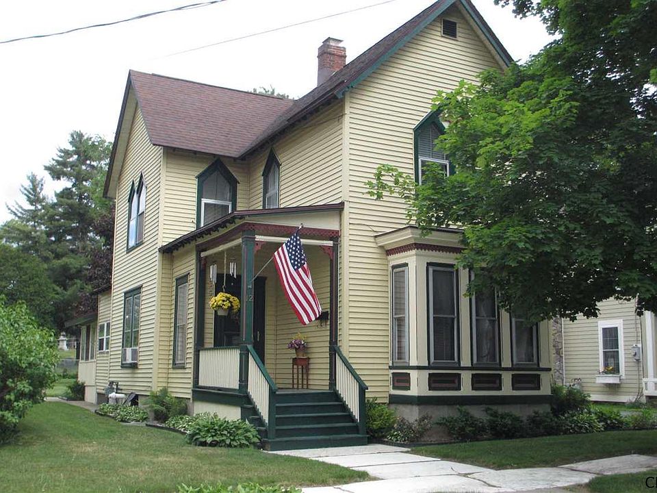 1st image of 12 Greenridge Pl