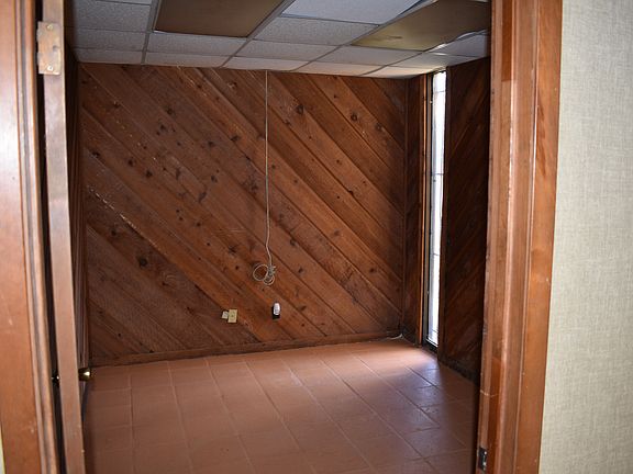 3rd image of 2810 Buffalo St