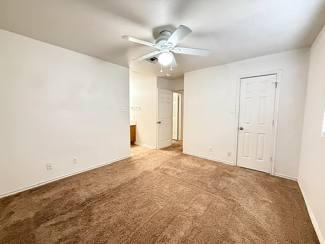 11703 Capotillo St #1A — Photo 8