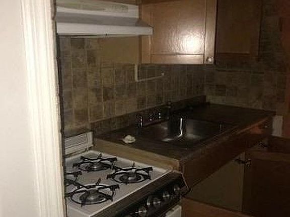 5th image of 97-41 Eckford Ave #1
