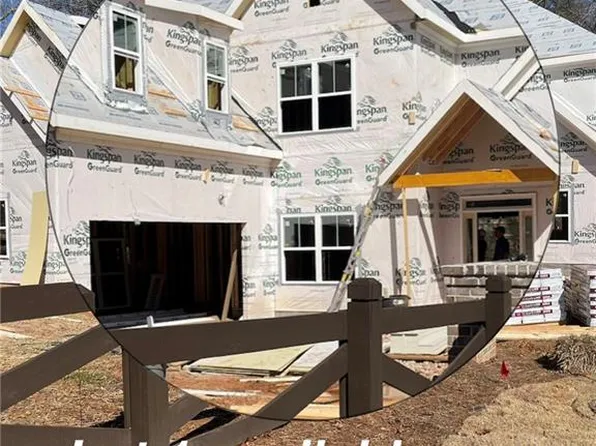 2962 Graham Gardens Ln, Marietta, GA 30062