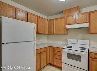 1480 NW Falls Creek Loop UNIT 1, Oak Harbor, WA 98277