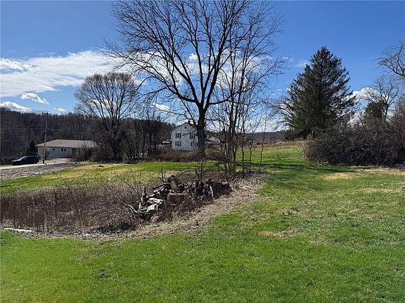 5th image of 744 Frbk Herbert Rd