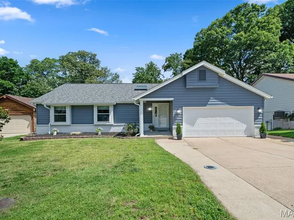 86 Majestic Ct, Fenton, MO 63026
