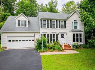 1532 Crawford Wood Dr, Midlothian, VA 23114