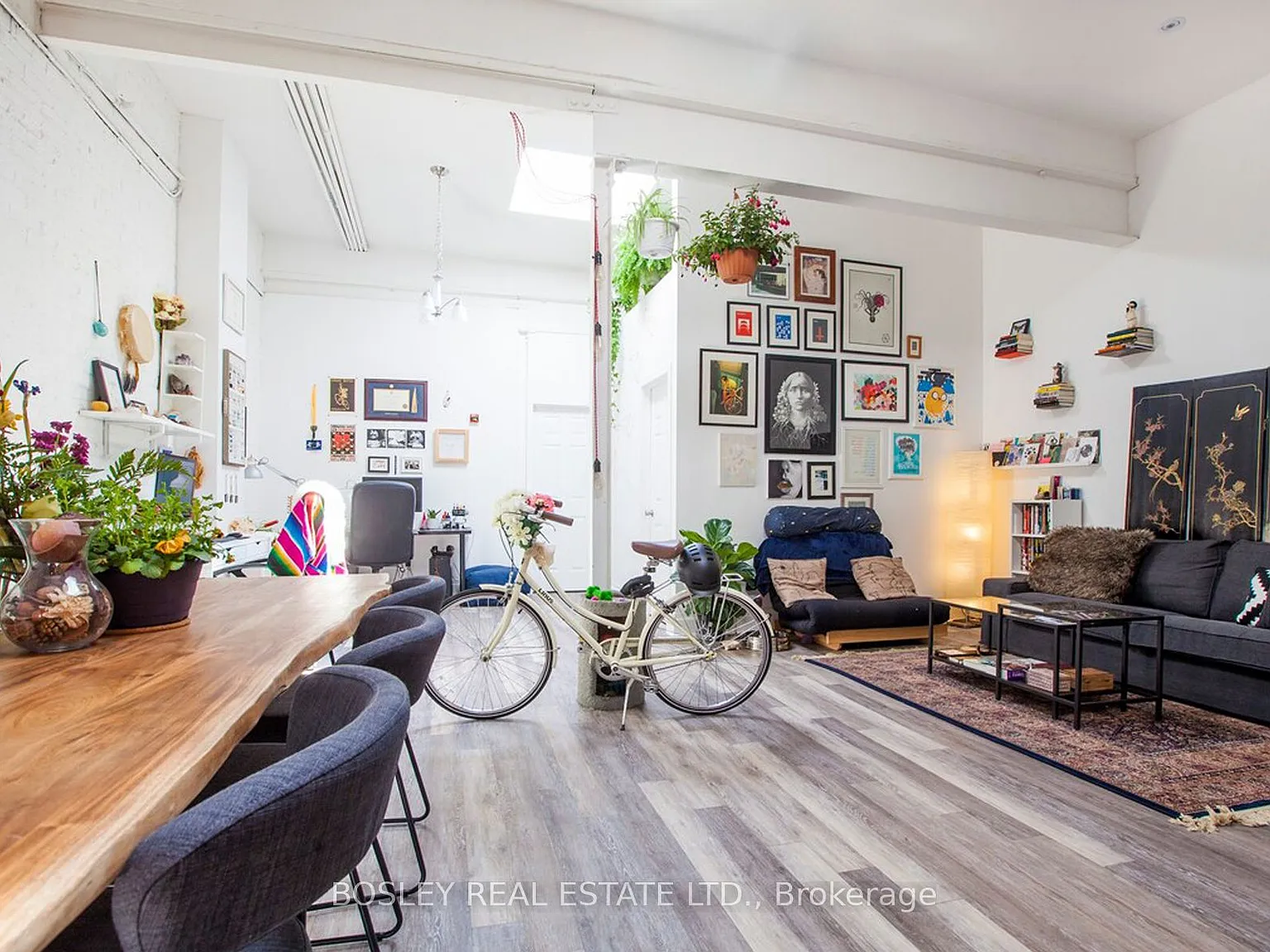 2 bed, $2,700 — Photo 1