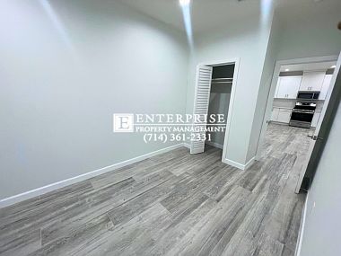 3rd image of 6084 Camphor Ave