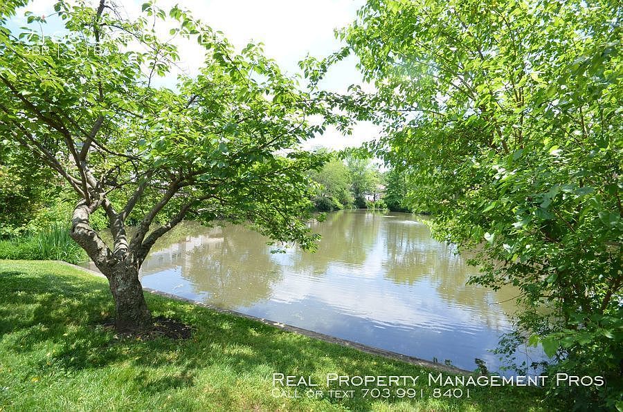 1st image of 7106 Lake Cove Dr