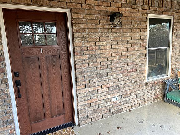 3rd image of 1707 Ashton Dr