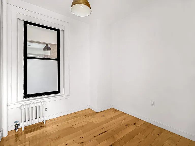 131 Thompson St #3B — Photo 6