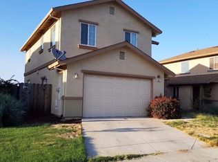 934 Marquez Ct, Oakdale, CA 95361