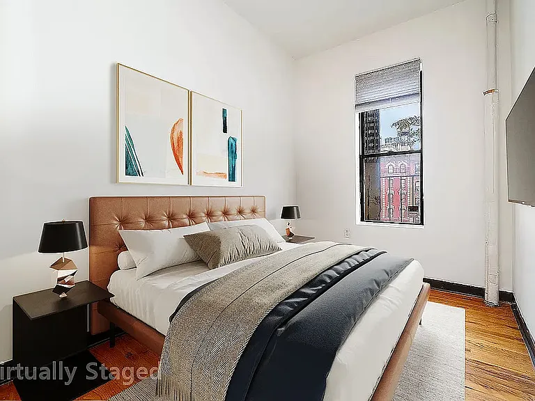 328 E 14th St #15 — Photo 4