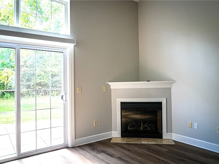 0 Traditions Pl — Photo 17