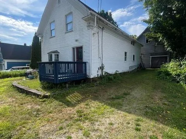 16 Beech Street, Richmond, ME 04357