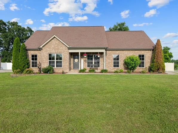 3228 Marion Davis Dr, Murfreesboro, TN 37129