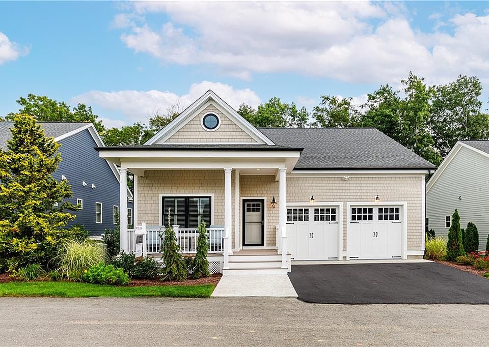 1st image of 15 Hampton Rd #20