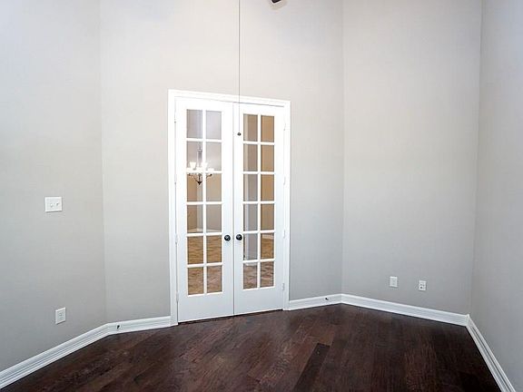 5th image of 2727 Ember Pass Ln