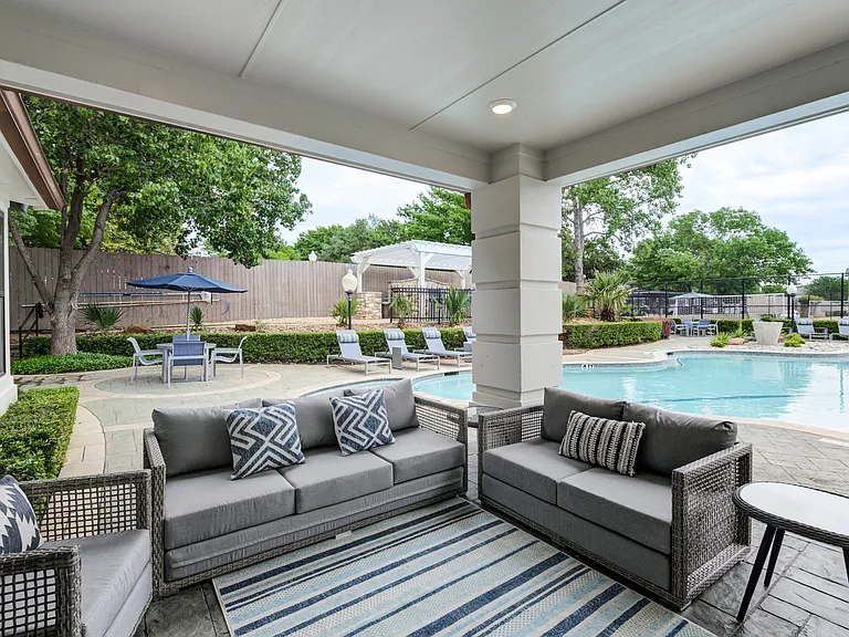 Poolside Outdoor Lounge