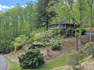 623 Country Club Dr, Canton, NC 28716