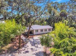 14 Palmetto Beach Dr, Bluffton, SC 29910