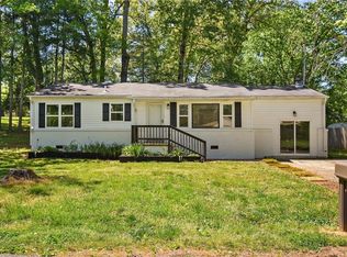 309 Rickenbacker Dr, Tullahoma, TN 37388