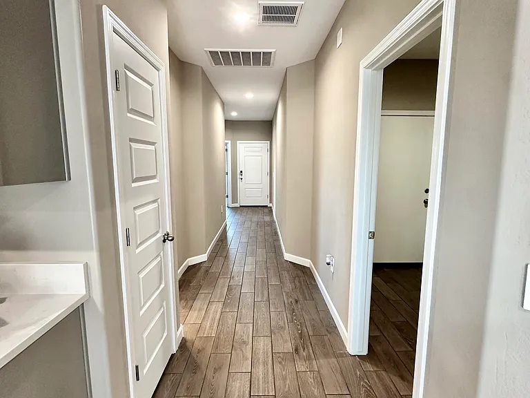 1077 W Tuli Way — Photo 8