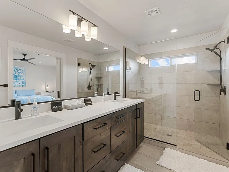 466 N Ventura Ln #47 — Photo 36