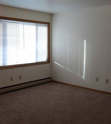 4th image of 505 SW Higgins Ave APT B