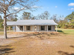 2983 Maridale Rd, Marianna, FL 32448