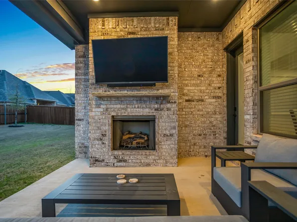 2217 Moore Valley Dr, McKinney, TX 75071