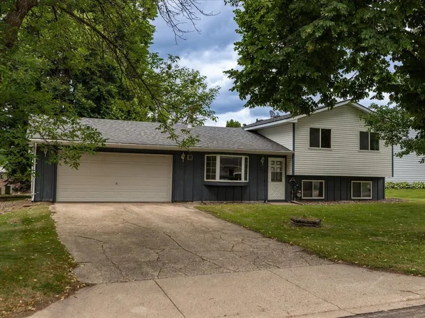 660 24th St NE, Owatonna, MN 55060