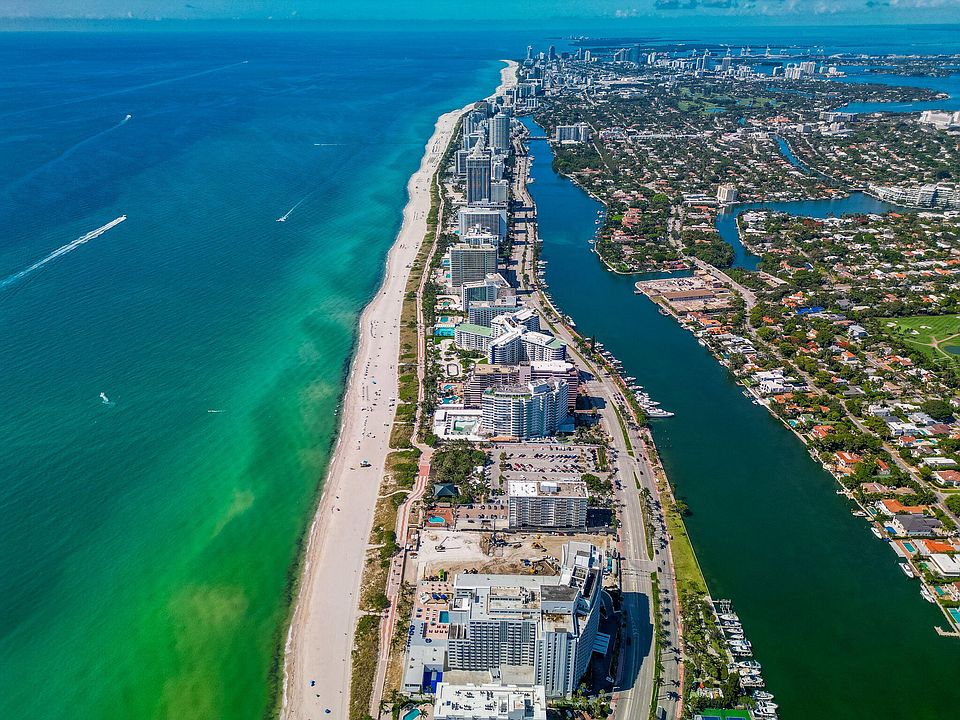 1st image of 5401 Collins Avenue #1516