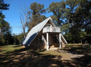 1017 Pleasant Valley Rd, Hazlehurst, MS 39083