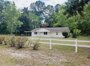 221 Surrey Rd, Hinesville, GA 31313