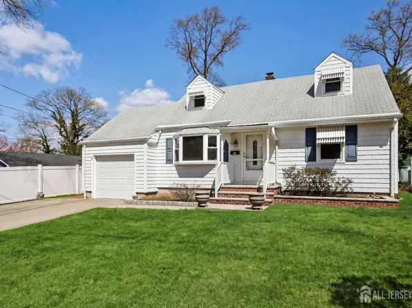 44 Colonia Pl, Colonia, NJ 07067