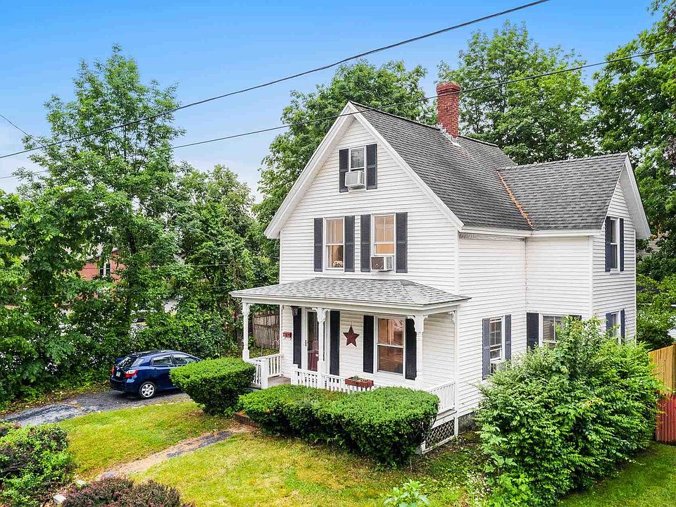 442 Mammoth Rd Manchester Nh 03109 Mls 4867137 Zillow