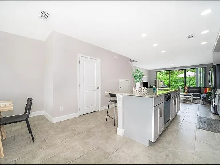4706 Terra Esmeralda Dr — Photo 9