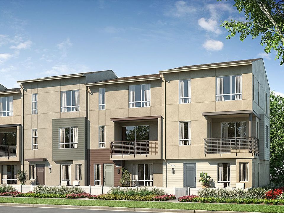 1st image of 20627 Ash St