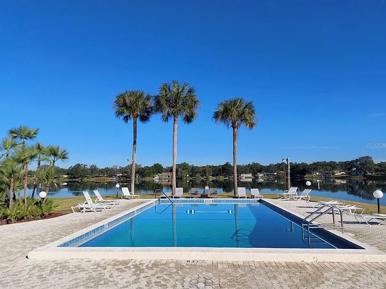 1920 E Edgewood Dr #I4 — Photo 17