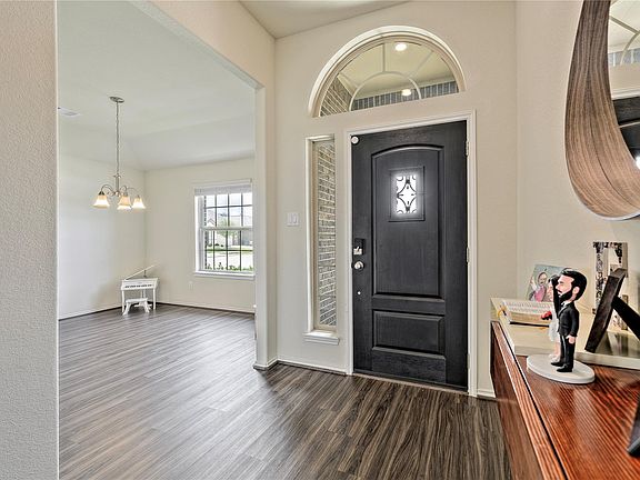 4th image of 25902 Azure Rock Ln