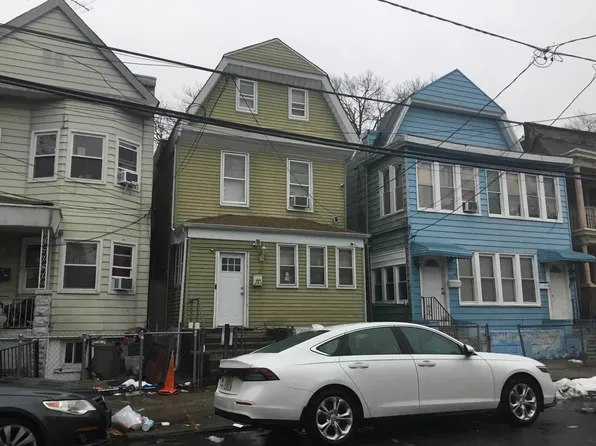 288 Ege Avenue image 1 of 3