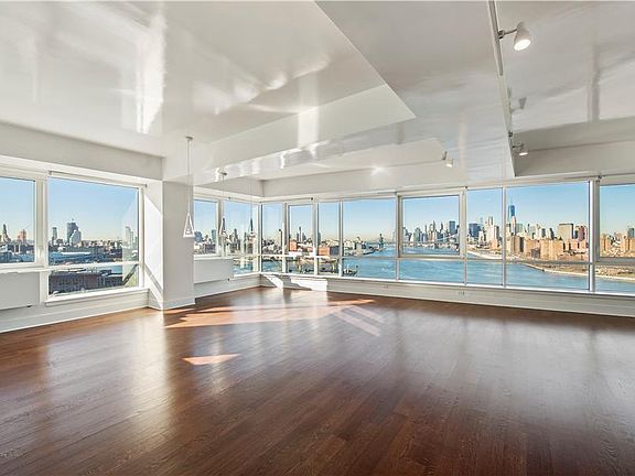 4th image of 440 Kent Ave APT 22A