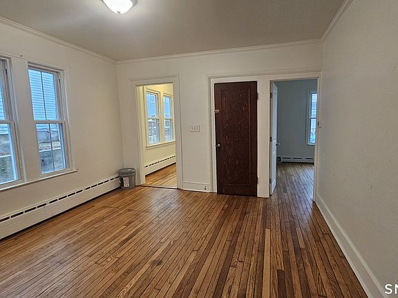 4th image of 15 James Street