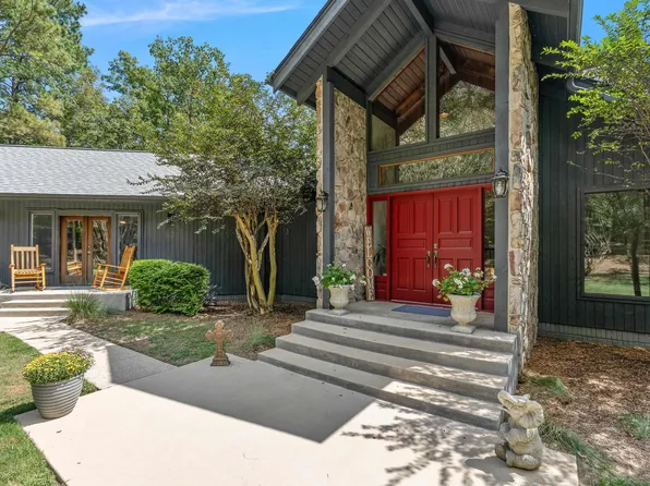 9215 Bear Creek Rd, Sterrett, AL 35147