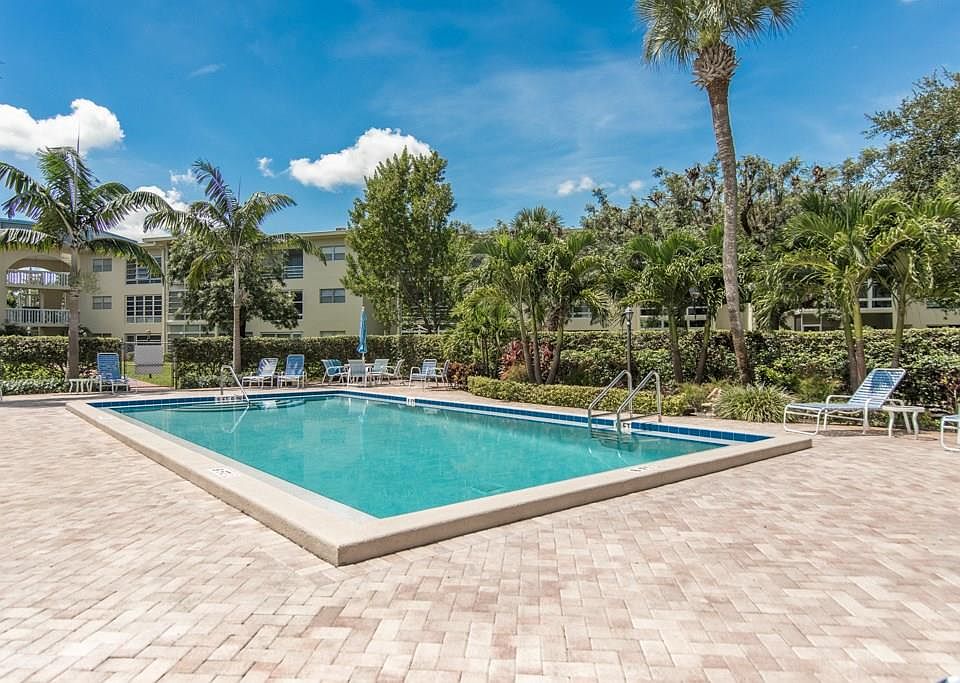1st image of 1100 Ponce De Leon Cir