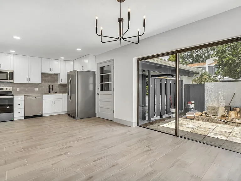 118 Lago Vista Blvd — Photo 5