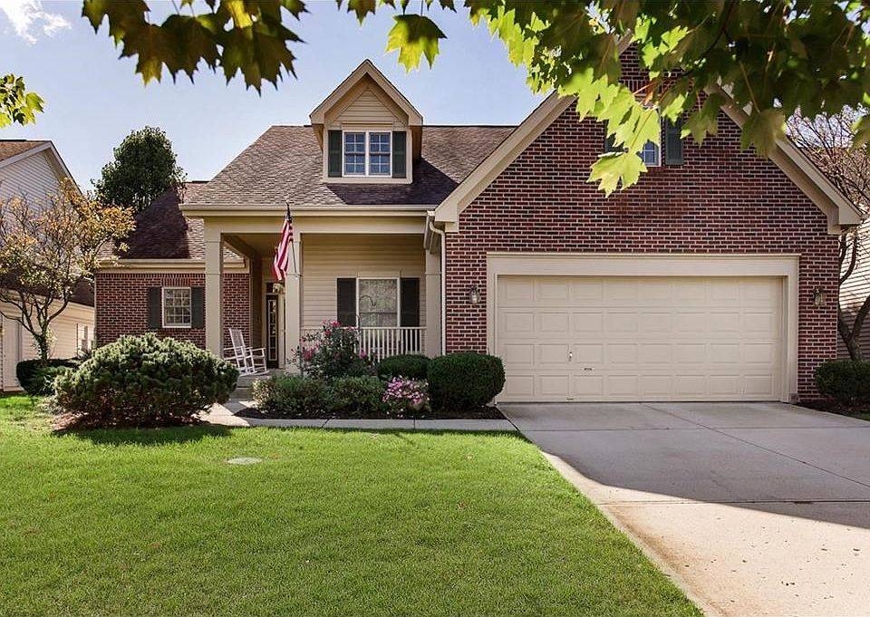 1st image of 615 Stockbridge Dr